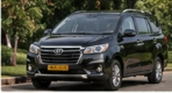Innova / Crysta — Blessing Taxi Fleet Calicut